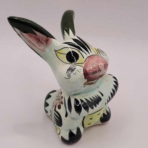 Vintage Hand Painted Tonala Ceramic Bunny Rabbit 4" Tall Mexico - Picture 5 of 8